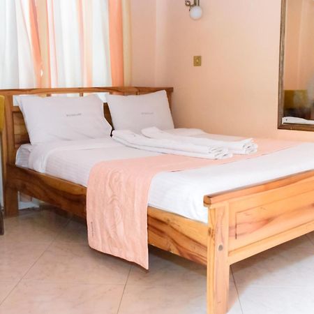 Mooreland Hotel ナイロビ エクステリア 写真