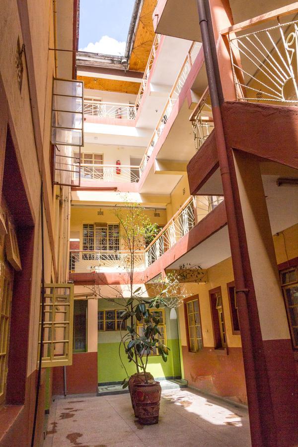 Mooreland Hotel ナイロビ エクステリア 写真