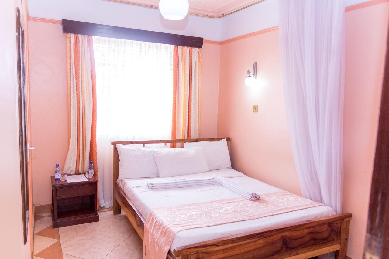 Mooreland Hotel ナイロビ エクステリア 写真