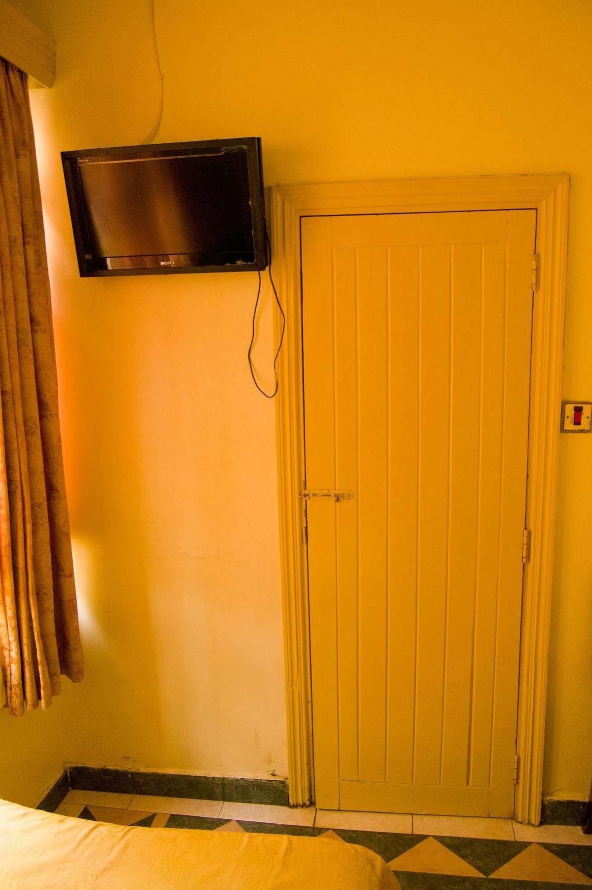 Mooreland Hotel ナイロビ エクステリア 写真