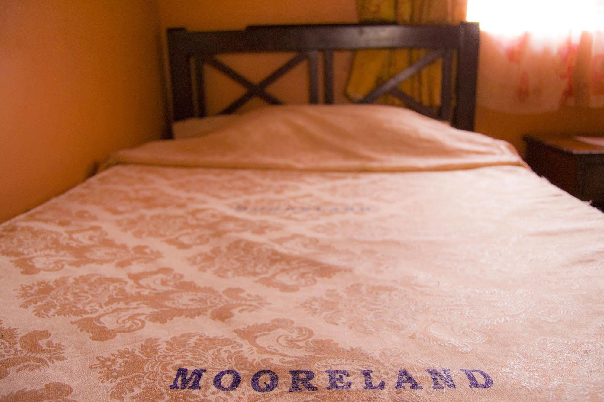 Mooreland Hotel ナイロビ エクステリア 写真