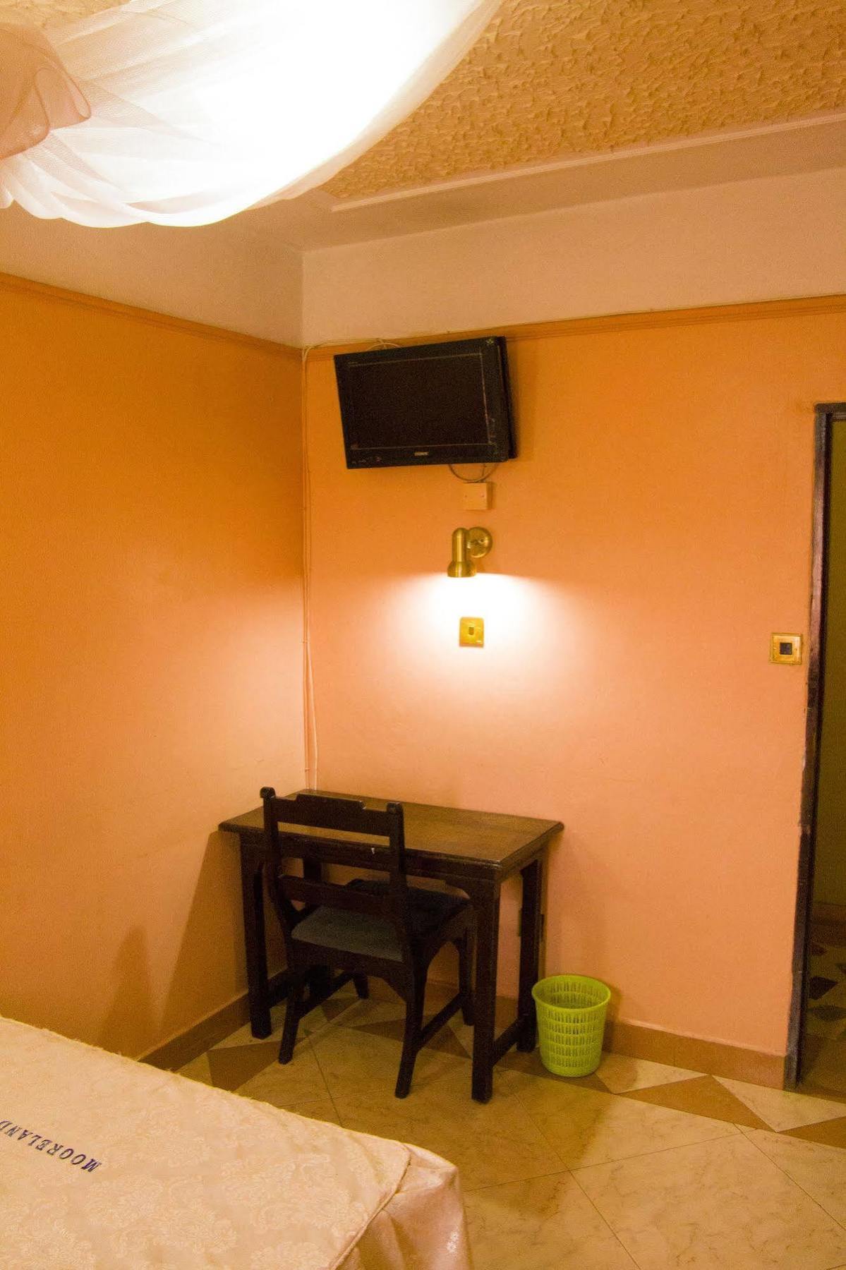 Mooreland Hotel ナイロビ エクステリア 写真